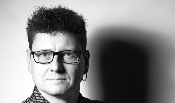 Manfred Wendel * Leuchtobjekte * Drahtobjekte * Drahtkunst